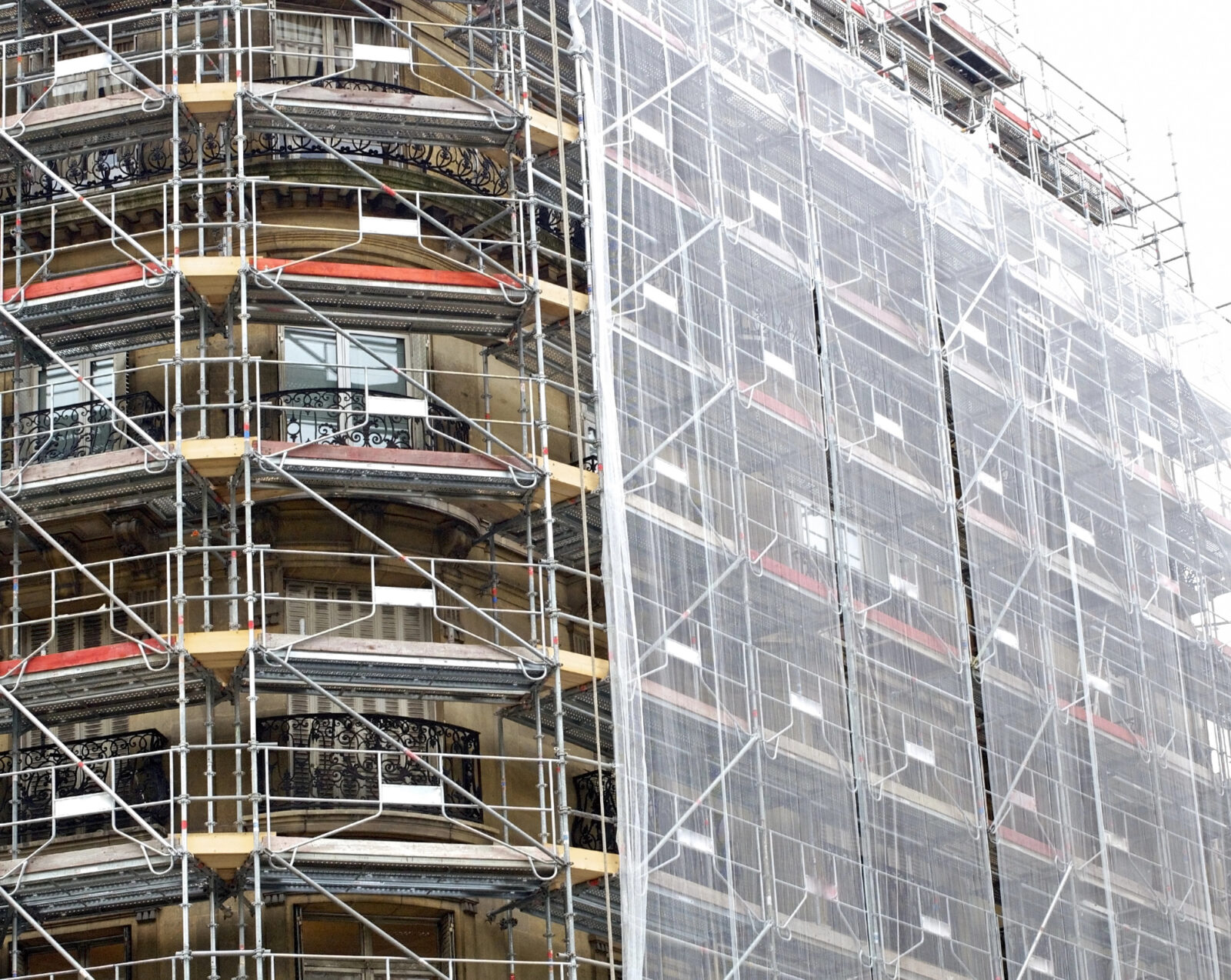 Za varno delo na višini je gradbeni oder nujen